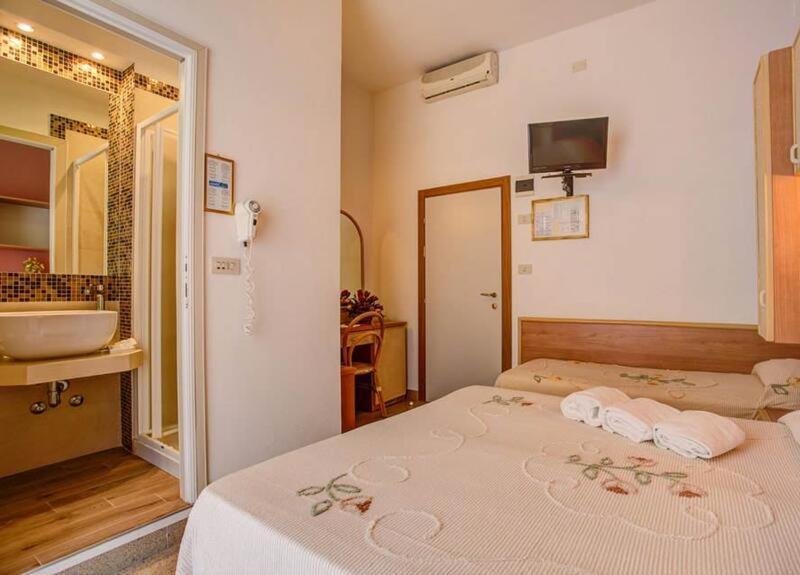 Hotel Gardenia Bellaria-Igea Marina Exteriör bild