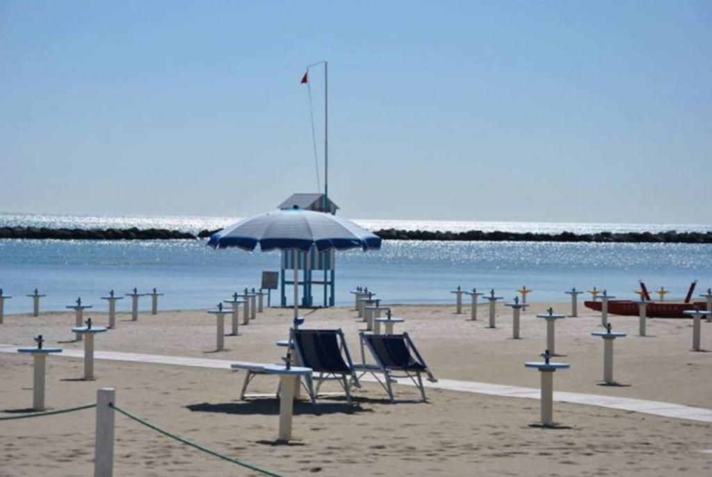 Hotel Gardenia Bellaria-Igea Marina Exteriör bild